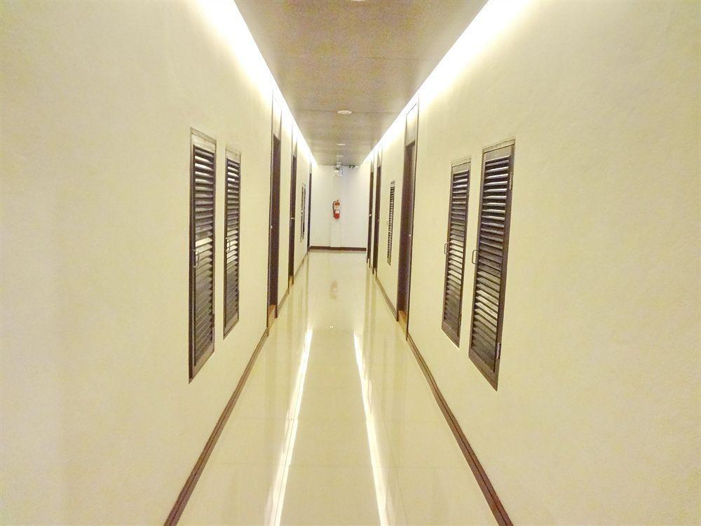 Sleep Tight Hotel Джомтьен Экстерьер фото